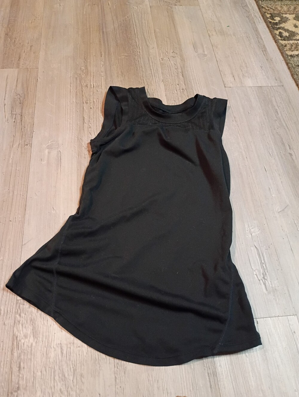 Fabletics Top - Picture 2 of 4
